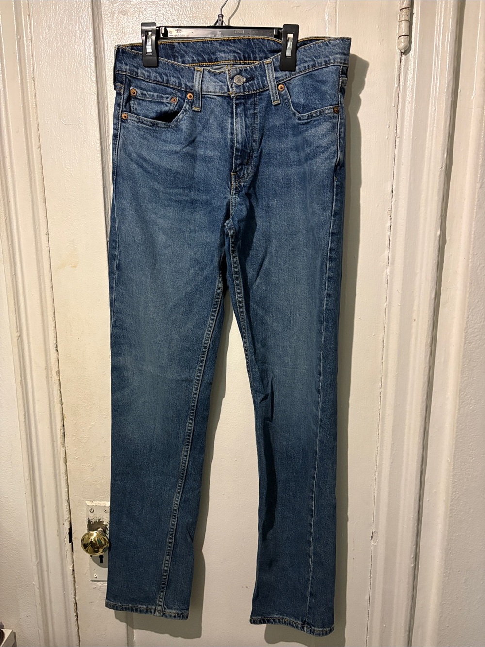 Levi's Men's Medium Blue Straight Jeans